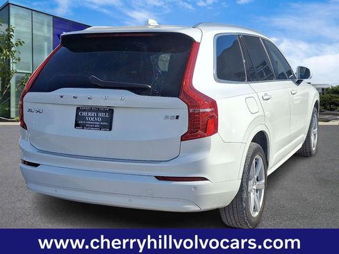 Certified 2023 Volvo XC90 B5 Core w/ Climate Package image 7