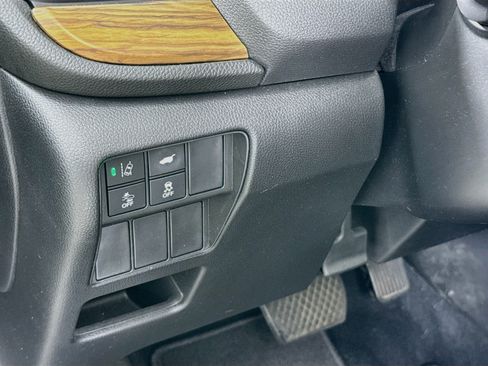 Used 2018 Honda CR-V EX-L image 10