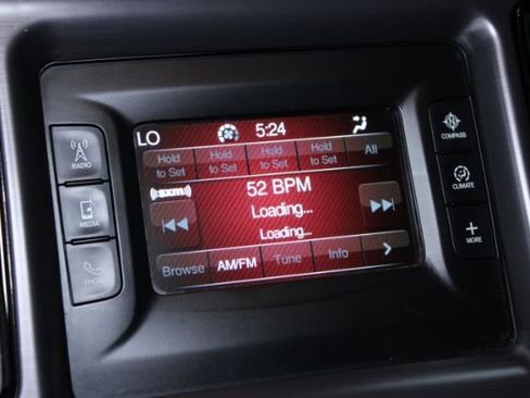 Used 2016 Dodge Challenger SXT image 17