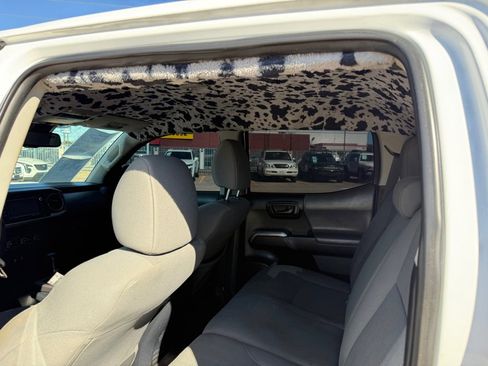 Used 2019 Toyota Tacoma SR5 image 10