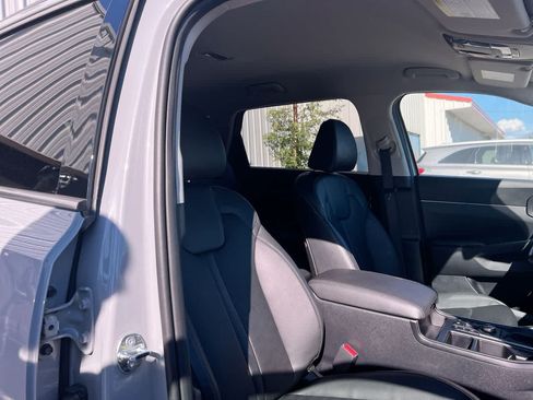 Certified 2024 Kia Sorento X-Line EX AWD/4WD image 28