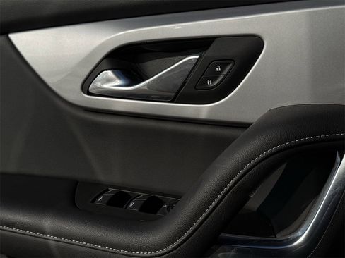 Certified 2024 Chevrolet Blazer LT w/ Convenience Package image 22