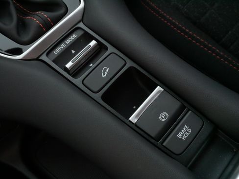 Certified 2027 Honda HR-V Sport image 25
