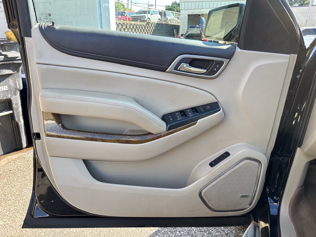 Used 2017 GMC Yukon XL Denali w/ Open Road Package RWD image 7
