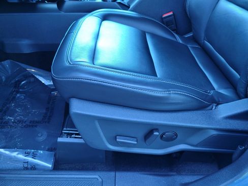 Used 2025 Ford Bronco Outer Banks image 23