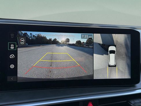 Certified 2025 Kia Sorento SX Prestige image 12