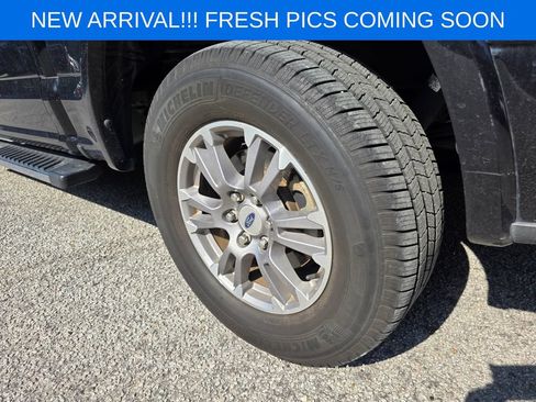 Used 2019 Ford F150 Lariat w/ Trailer Tow Package AWD/4WD image 5