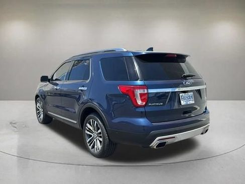 Certified 2017 Ford Explorer Platinum AWD/4WD image 4