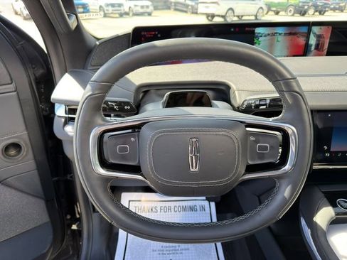 Used 2025 Lincoln Navigator Reserve w/ Jet Appearance Package image 51