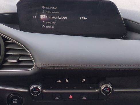 Used 2021 MAZDA MAZDA3 s image 17