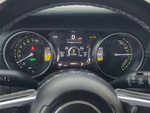 Used 2022 Jeep Wrangler Unlimited Sahara w/ Cold Weather Group image 16