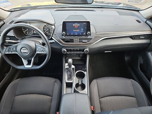 Certified 2024 Nissan Altima 2.5 SV image 18