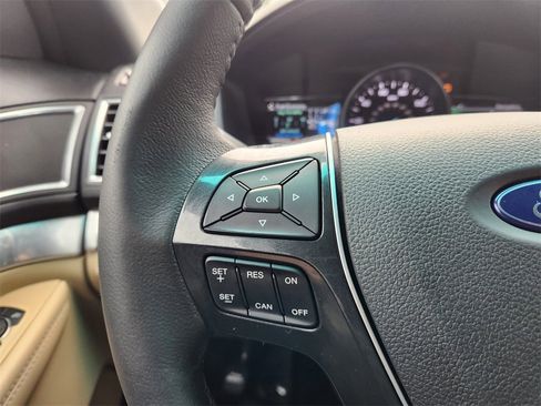 Used 2017 Ford Explorer Limited w/ Equipment Group 301A image 28