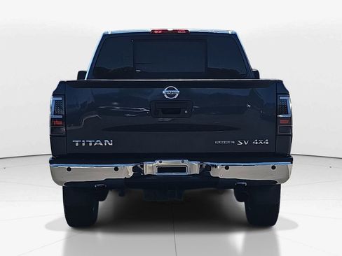 Used 2013 Nissan Titan SV w/ SV Premium Utility Pkg image 6