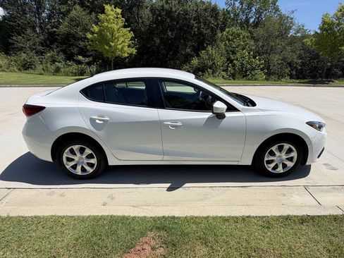 Used 2015 MAZDA MAZDA3 i Sport FWD image 4