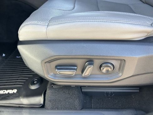Used 2022 Toyota Tundra Limited w/ TRD Off-Road Package AWD/4WD image 28