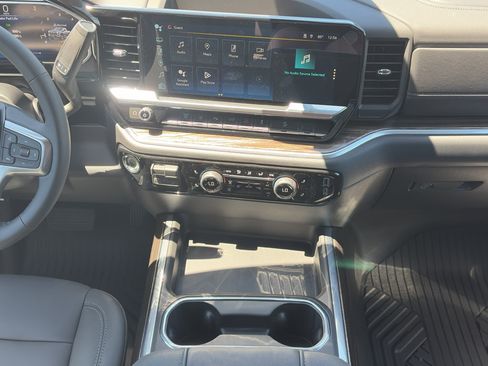 New 2026 Chevrolet Silverado 2500 LT w/ All Star Edition AWD/4WD image 27
