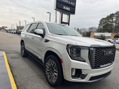 Certified 2024 GMC Yukon Denali Ultimate image 7