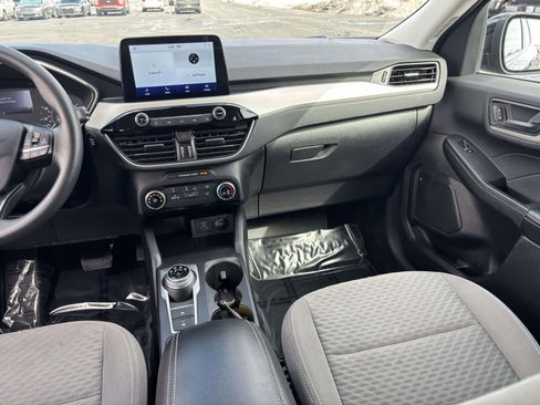 Used 2022 Ford Escape SE w/ SE Sport Appearance Package image 33