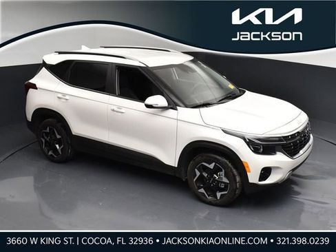 Certified 2025 Kia Seltos S FWD image 1