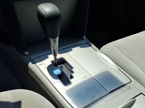 Used 2011 Toyota Camry LE w/ LE Extra-Value Pkg FWD image 18