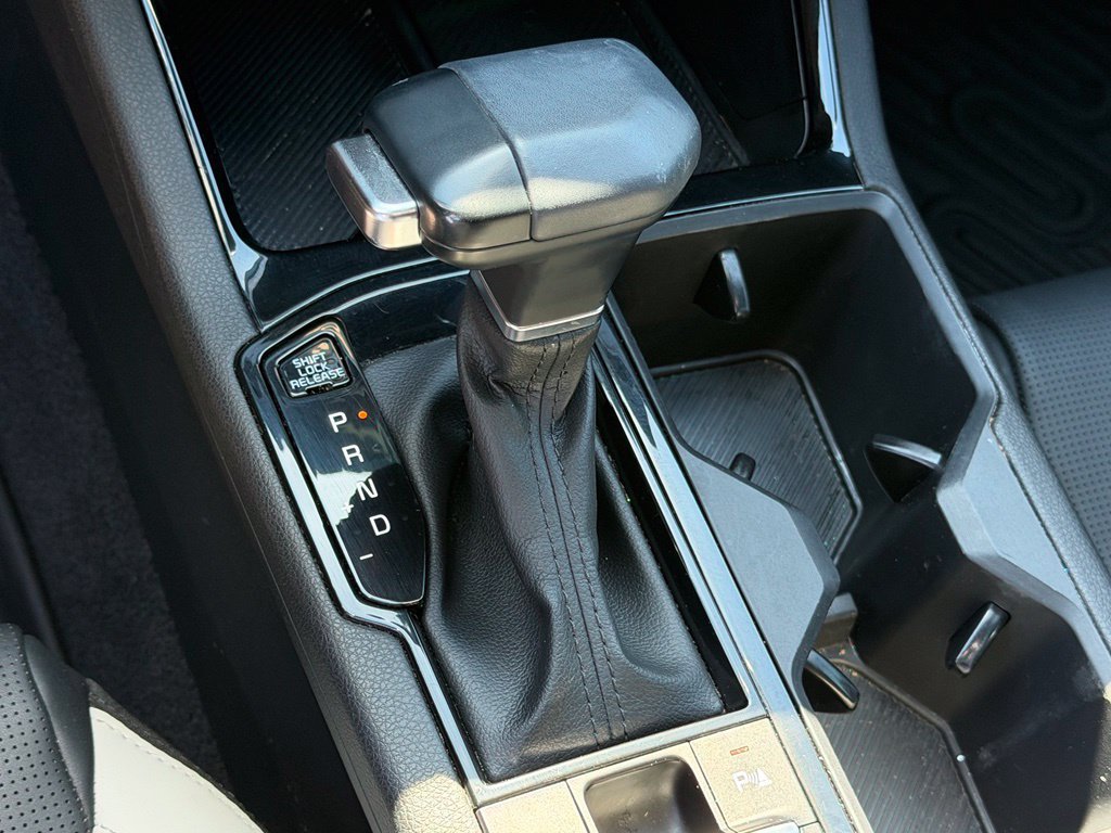 Used 2025 Kia K5 GT-Line w/ GT-Line Premium Package FWD image 21