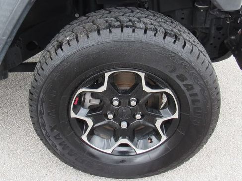 Used 2020 Jeep Wrangler Unlimited Rubicon w/ Quick Order Package 28Y Recon AWD/4WD image 12