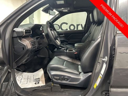 Used 2024 Toyota Tacoma TRD Off-Road w/ TRD Off Road Premium Package image 20