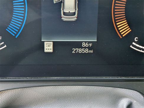 Used 2024 Hyundai Kona SEL image 16