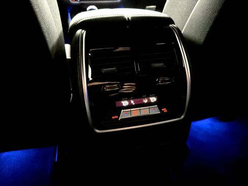 Used 2021 BMW X5 xDrive40i w/ Convenience Package image 34