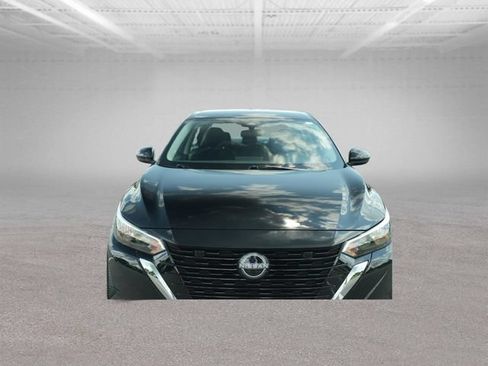 Used 2025 Nissan Sentra S FWD image 39