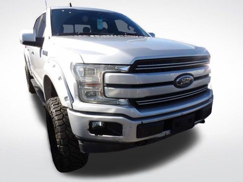 Used 2019 Ford F150 Lariat w/ Equipment Group 502A Luxury image 17