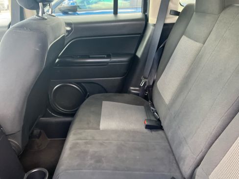 Used 2014 Jeep Patriot Sport w/ Power Value Group FWD image 24