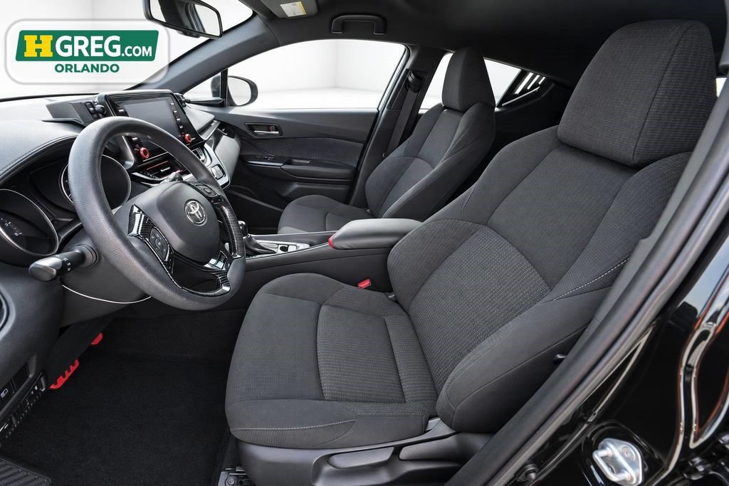 Used 2019 Toyota C-HR LE FWD image 10