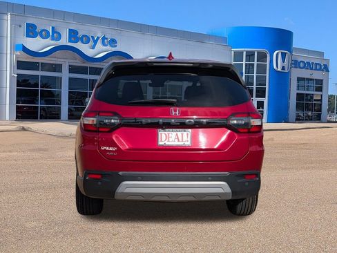 Used 2025 Honda Pilot EX-L image 4