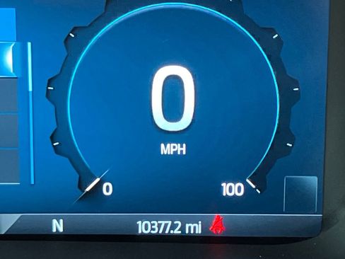 Used 2025 Ford F350 Platinum w/ FX4 Off-Road Package image 22