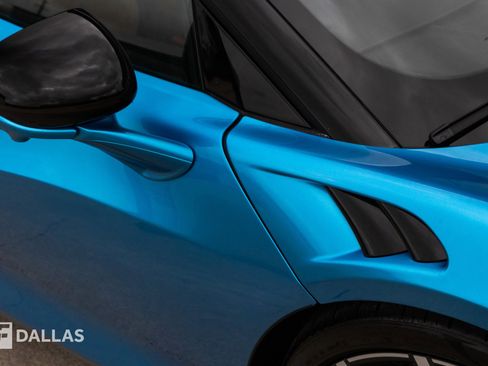 Used 2023 McLaren Artura image 19