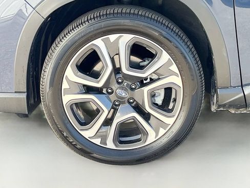 Used 2024 Subaru Ascent Limited AWD/4WD image 33