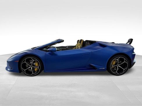 Used 2022 Lamborghini Huracan EVO RWD image 6