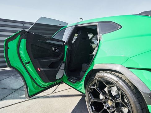 Used 2024 Lamborghini Urus Performante image 32