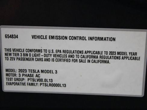 Used 2023 Tesla Model 3 Standard Range image 34