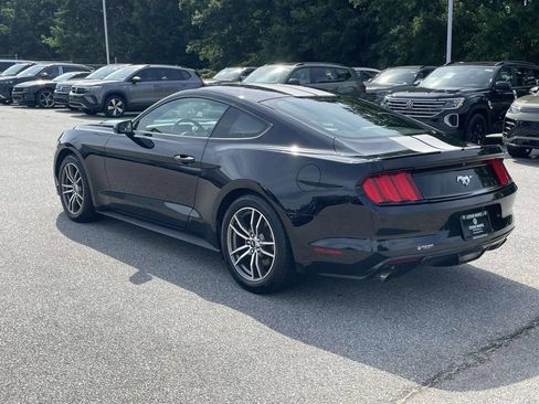 Used 2016 Ford Mustang Coupe RWD image 6