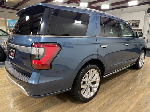 Used 2018 Ford Expedition Platinum AWD/4WD image 5