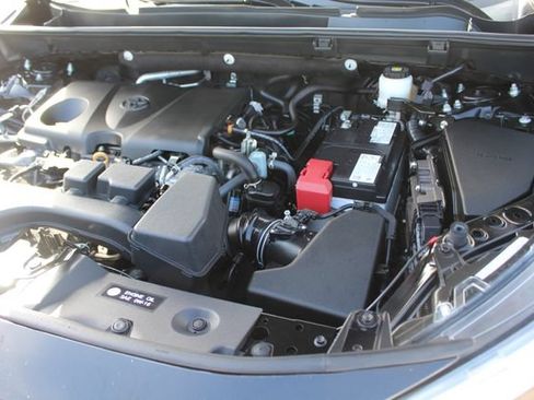 Certified 2024 Toyota RAV4 XLE AWD/4WD image 54
