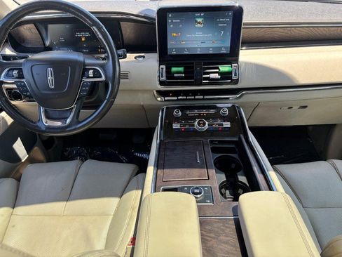 Used 2020 Lincoln Navigator Reserve w/ Luxury Package AWD/4WD image 14