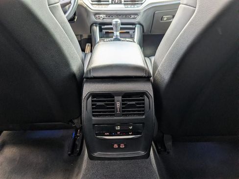 Used 2021 BMW M4 Coupe RWD image 16