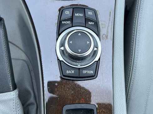 Used 2011 BMW 335i Convertible RWD image 24