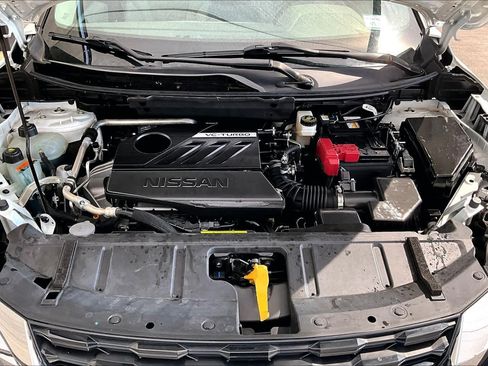 Certified 2023 Nissan Rogue SV w/ SV Premium B Package FWD image 32