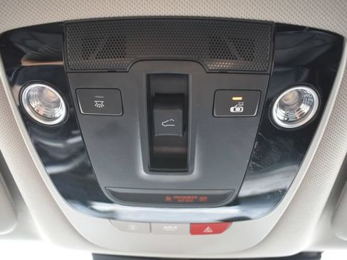 Used 2023 Kia Sorento S w/ Panoramic Sunroof Package AWD/4WD image 29