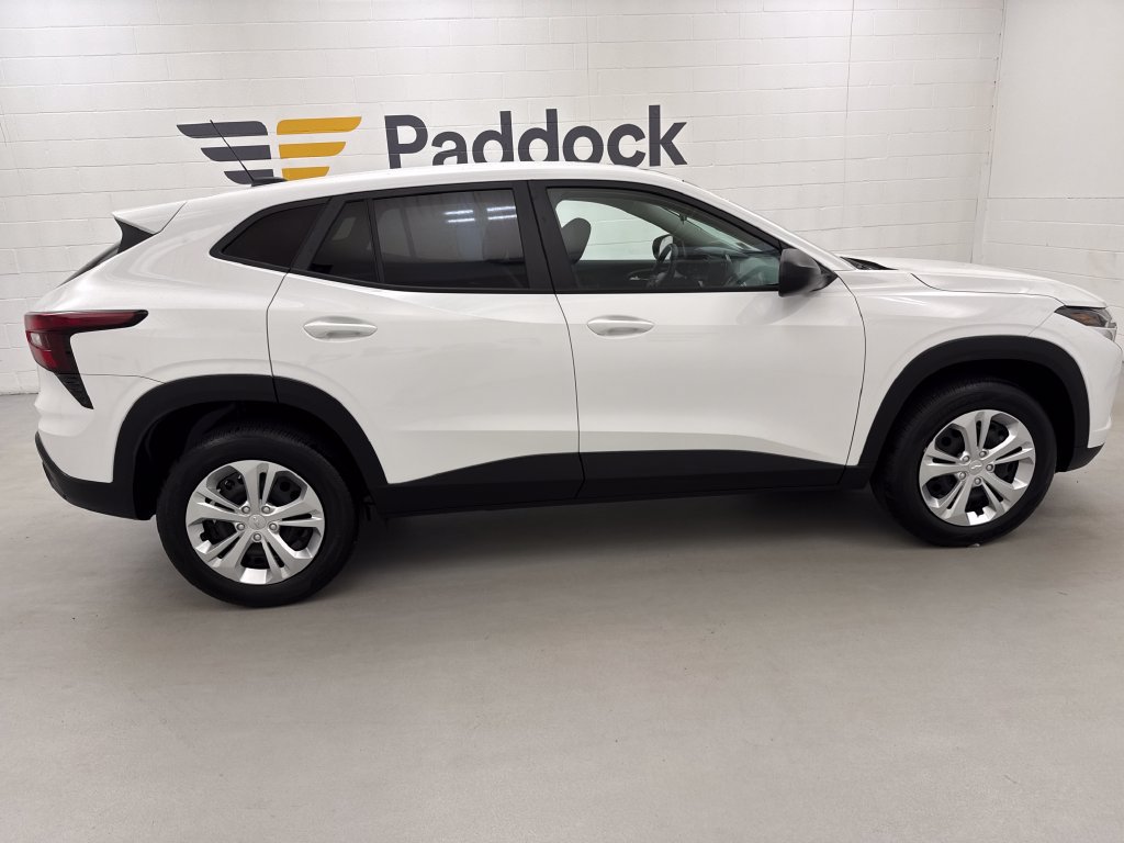 Used 2024 Chevrolet Trax LS FWD image 6